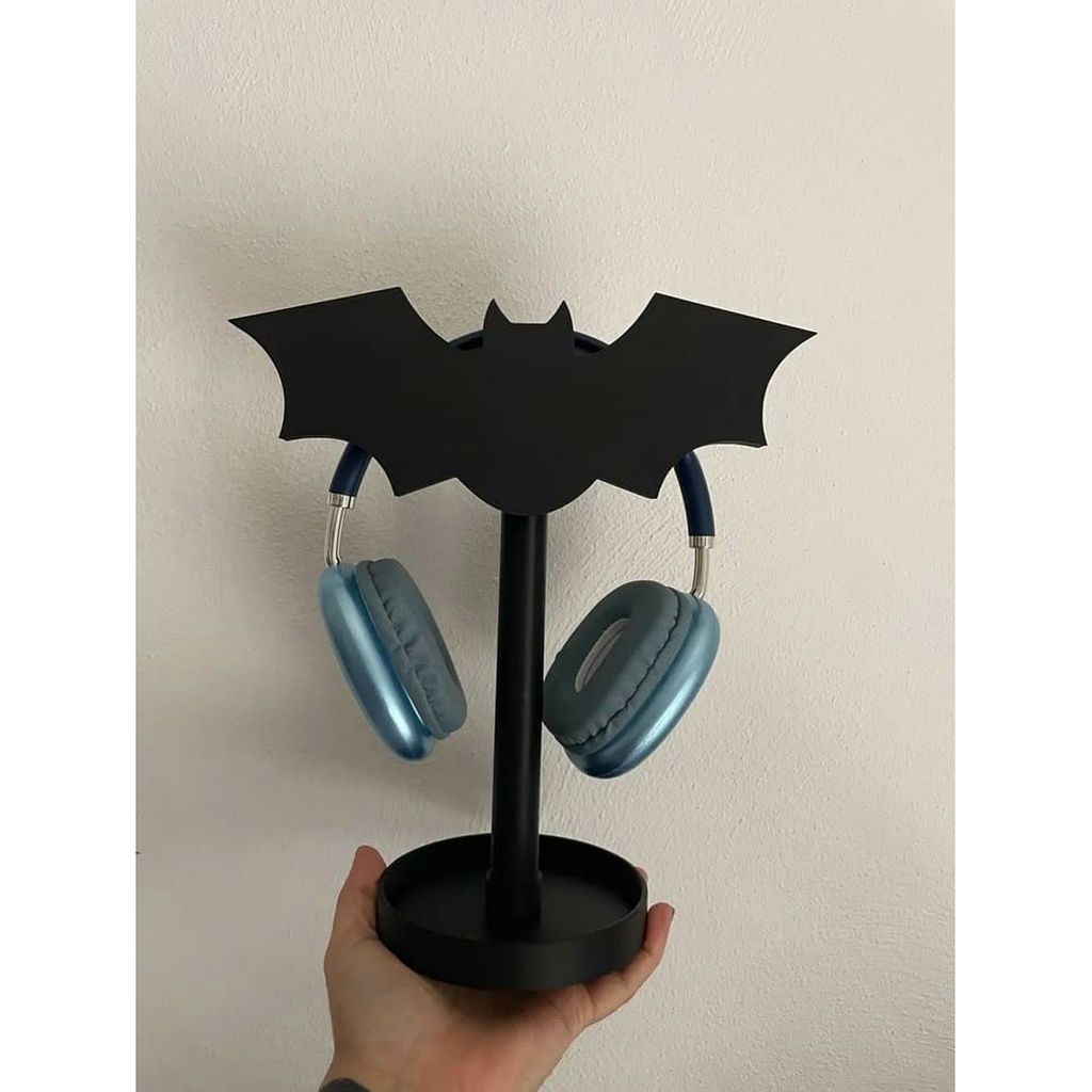 3D Printed Batwing Desktop Headphone Stand