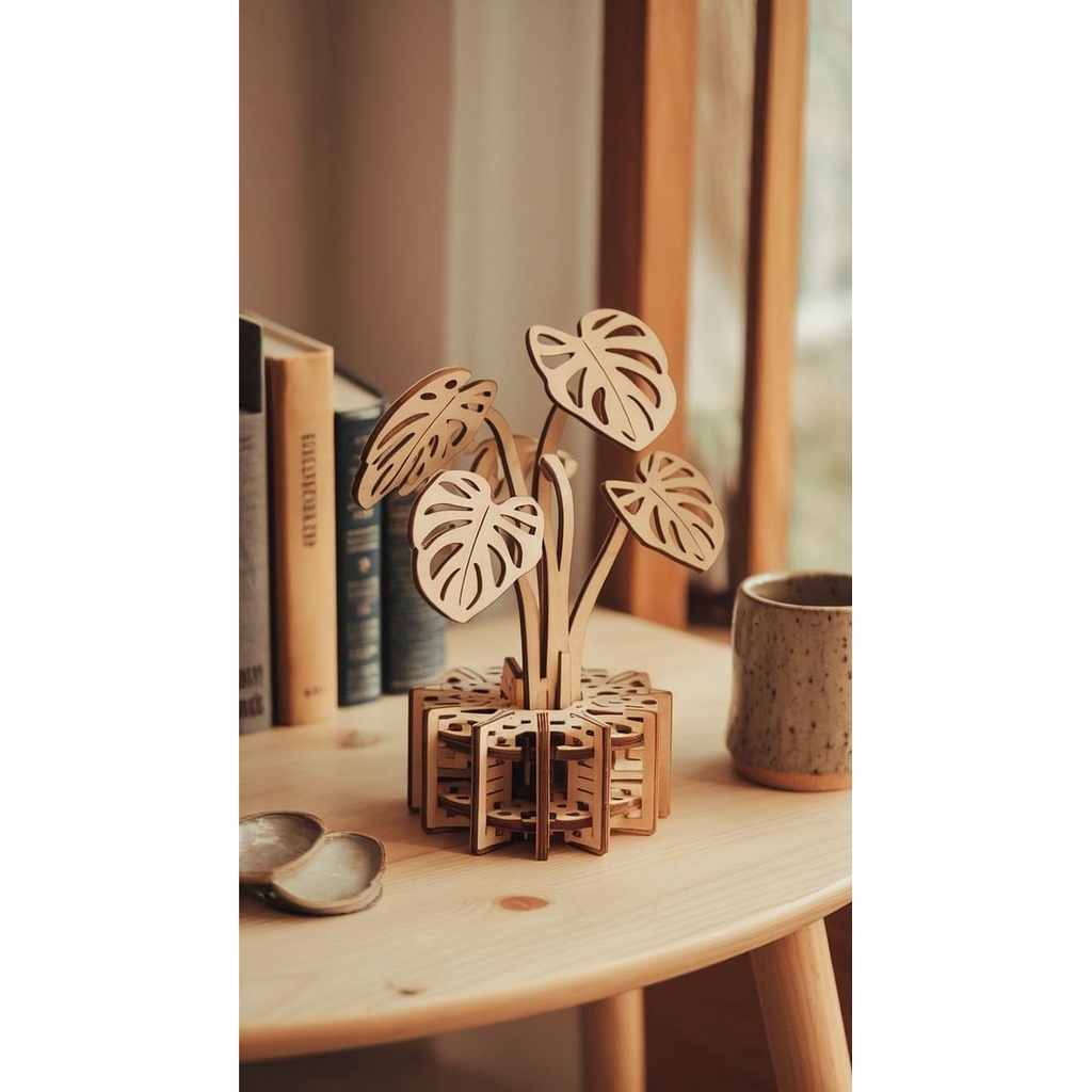 Laser Cut Monstera Plant Layered Wooden Desk Sculpture